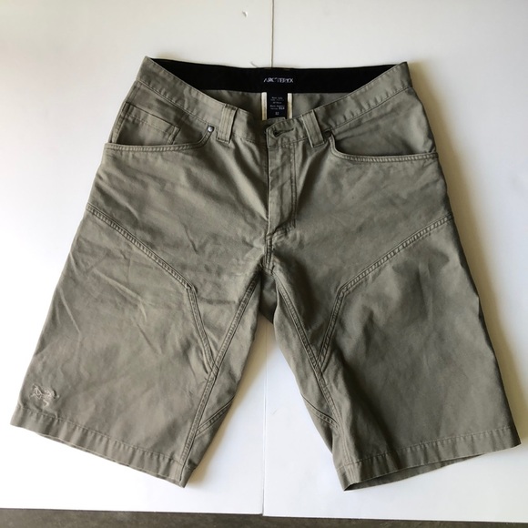 Arc'teryx Other - Arcteryx chino shorts Sz 32
